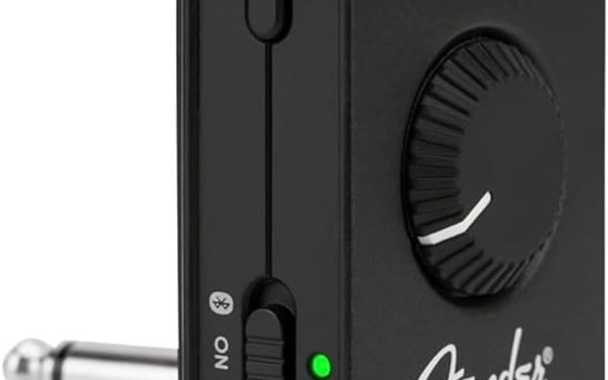 Fender Mustang Micro Plus Guitar Amp, Ultimate Personal Headphone Amplifier with 25 Amp Models, 25 Effects, Bluetooth, and 100 Presets, USB Rechargeable