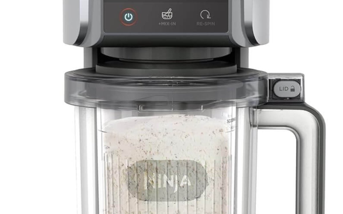 Ninja CREAMi Deluxe Ice Cream Maker & Frozen Dessert Maker with 3 Tubs, 10 Functions, Makes Ice Cream, Gelato, Sorbet, Frozen Yoghurt, Milkshakes, Slushi & More
